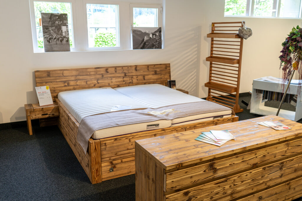 Gomesia-Schlafzimmer-7